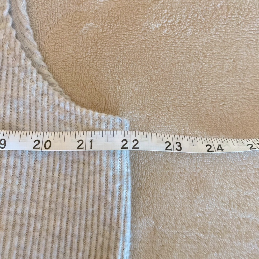 Forever 21 Plus Wam Sleeveless Top - Size 2X - Picture 6 of 8